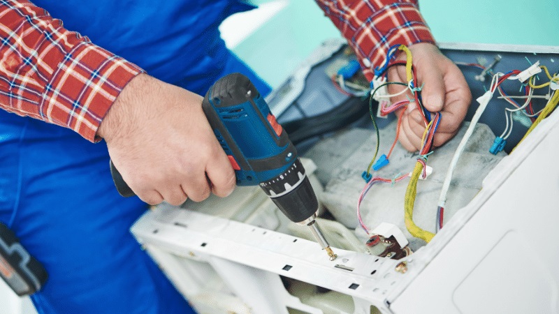 Mamak Siemens Siemens çamaşır makinesi kart tamiri – Su almama arızası orijinal parça ile giderildi. - Teknik servis örneği